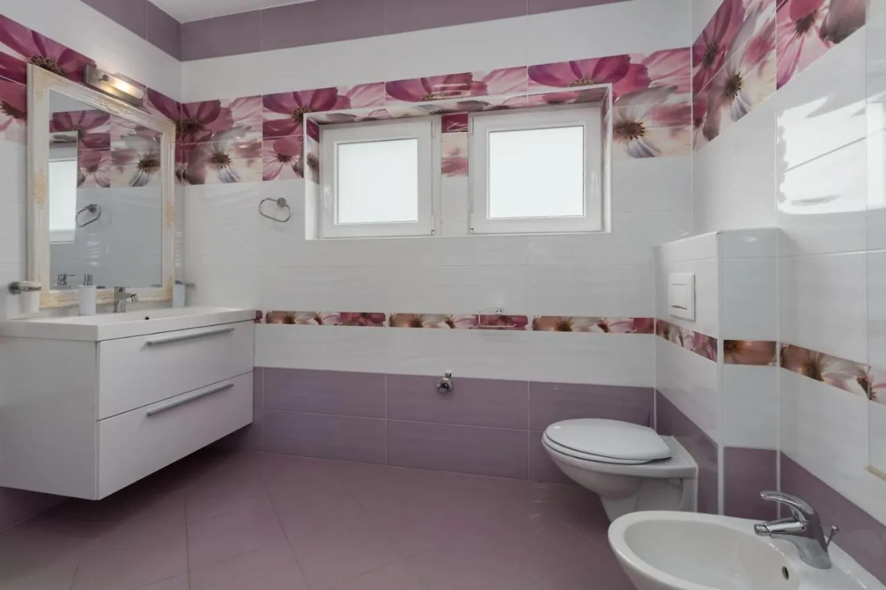 Exclusive 4 Bedroom Villa Alex In Porec With Private Pool, Garden And Parking
